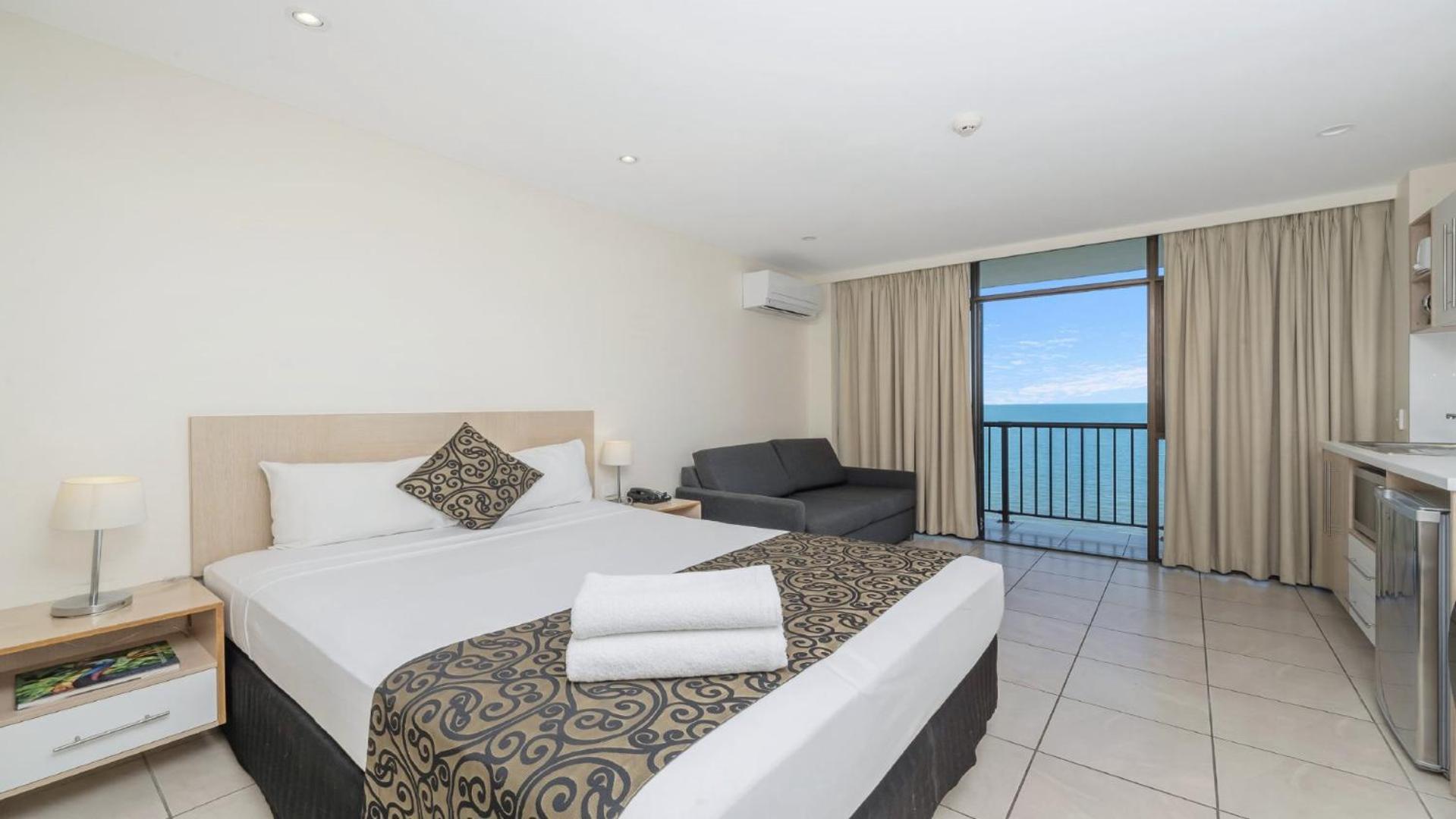 Holiday home 908 - Panoramic Ocean Views On The Townsville